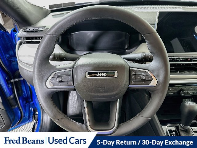 Certified 2025 Jeep Compass Limited w/ Elite Group AWD/4WD image 15