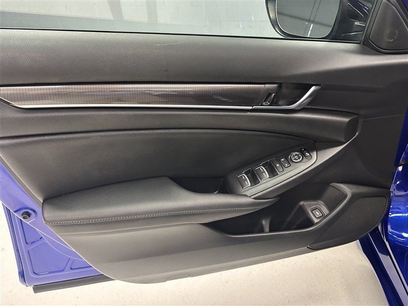 Used 2021 Honda Accord Sport image 18