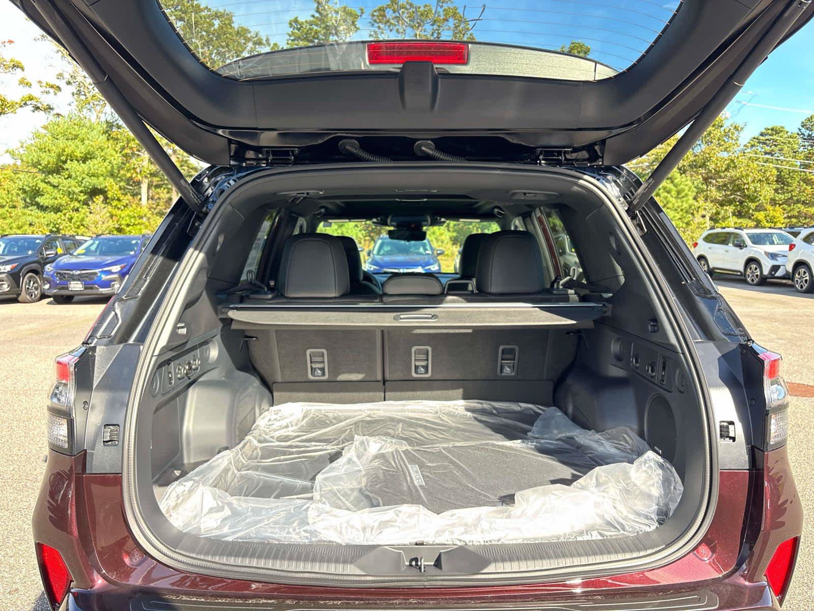 New 2026 Subaru Forester Touring AWD/4WD image 4