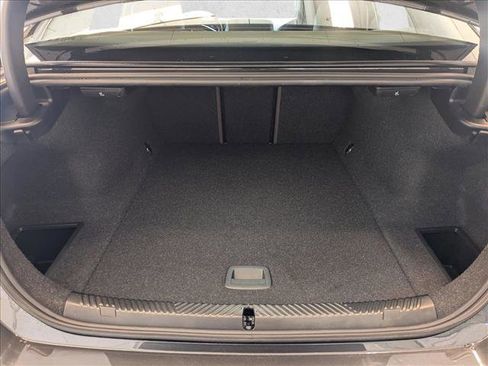 Used 2025 BMW i5 eDrive40i w/ Premium Package image 6