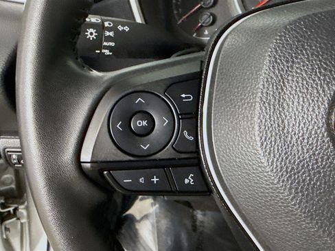 Used 2021 Toyota Corolla SE image 14