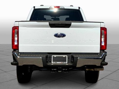 New 2026 Ford F250 XL w/ XL Chrome Package image 4