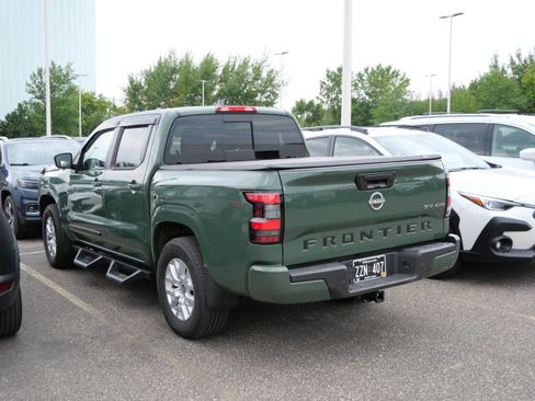 Used 2023 Nissan Frontier SV w/ SV Convenience Package AWD/4WD image 4