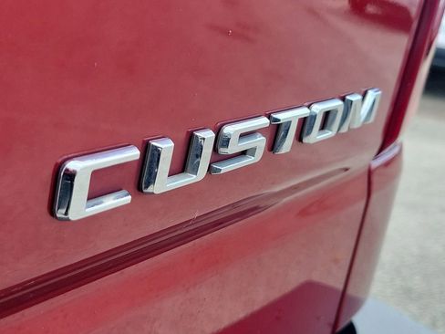 Used 2019 Chevrolet Silverado 1500 Custom w/ Custom Value Package image 14