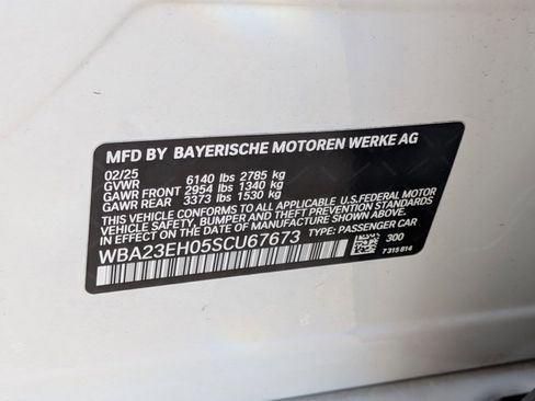 Used 2025 BMW 740i image 26