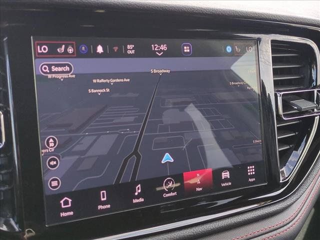 Used 2025 Dodge Durango GT AWD/4WD image 13