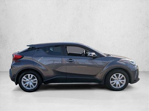 Used 2021 Toyota C-HR LE FWD image 4
