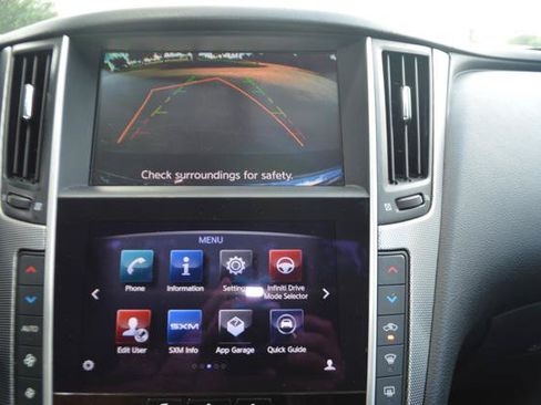 Used 2015 INFINITI Q50 w/ Moonroof Package RWD image 17