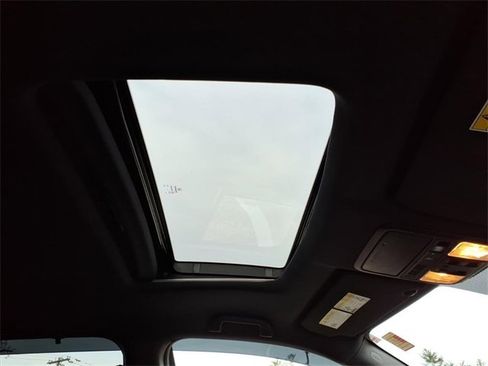 Used 2025 Honda Passport Black Edition image 8