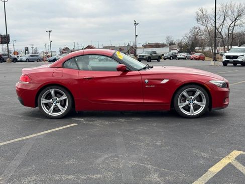 Used 2011 BMW Z4 sDrive30i image 2