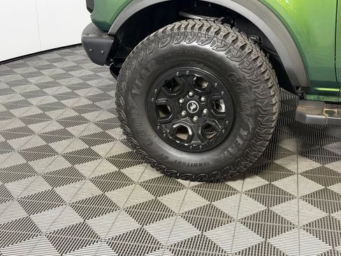 Used 2024 Ford Bronco Wildtrak AWD/4WD image 12