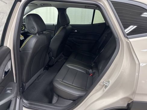 New 2026 Chevrolet Trax ACTIV w/ Sunroof Package image 19