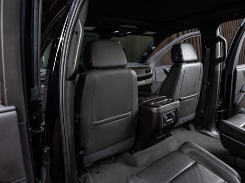 Used 2021 Chevrolet Tahoe Z71 image 34