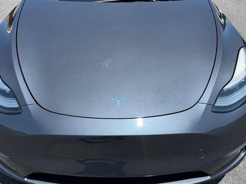 Used 2021 Tesla Model Y Long Range AWD/4WD image 21