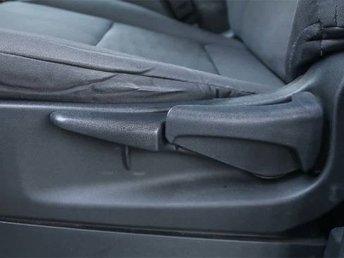 Used 2023 Nissan Frontier S w/ Technology Package image 21