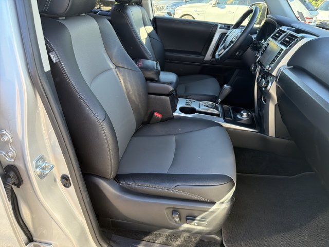 Used 2022 Toyota 4Runner SR5 Premium AWD/4WD image 15