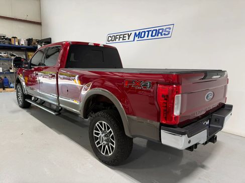 Used 2017 Ford F350 Lariat w/ Lariat Value Package AWD/4WD image 4