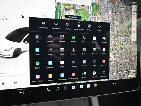 Used 2023 Tesla Model 3 Performance image 17