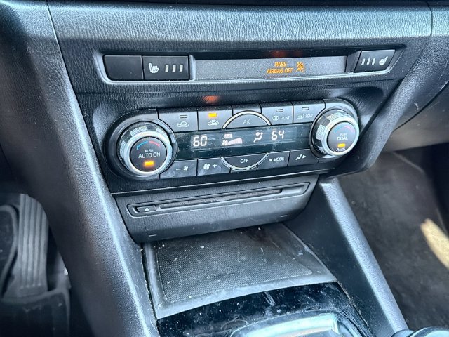 Used 2014 MAZDA MAZDA3 i Grand Touring FWD image 19