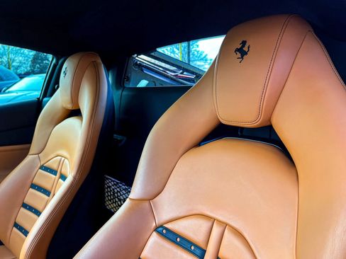 Used 2018 Ferrari 488 GTB image 12