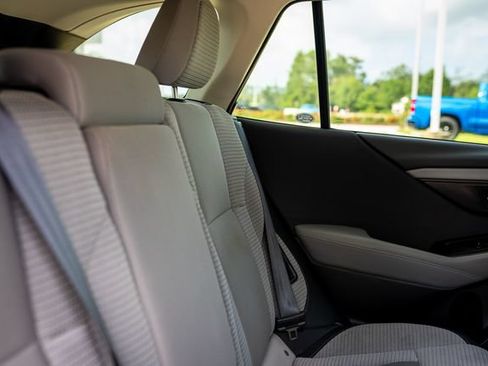 Certified 2025 Subaru Outback Premium AWD/4WD image 9