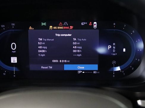 Used 2025 Volvo S60 B5 Core image 40