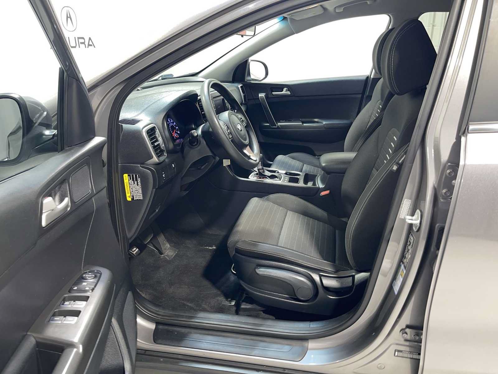 Used 2018 Kia Sportage LX AWD/4WD image 2