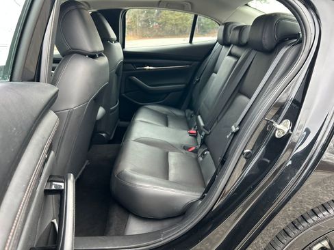 Used 2022 MAZDA MAZDA3 s image 19