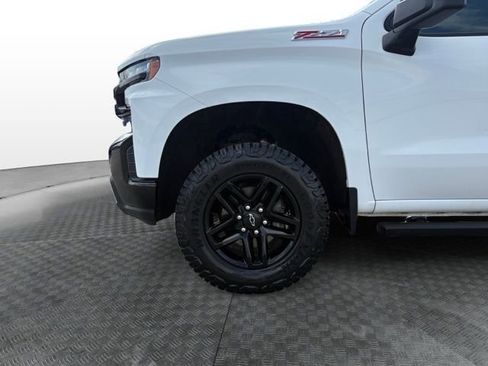 Used 2021 Chevrolet Silverado 1500 LT Trail Boss w/ Convenience Package II image 12