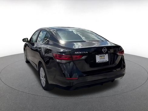 Used 2025 Nissan Sentra S image 11