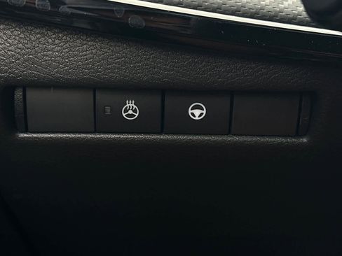 New 2026 Nissan Kicks SR w/ SR Premium Package image 29