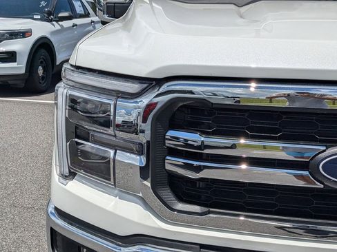 New 2025 Ford F150 Lariat w/ Equipment Group 502A High image 11