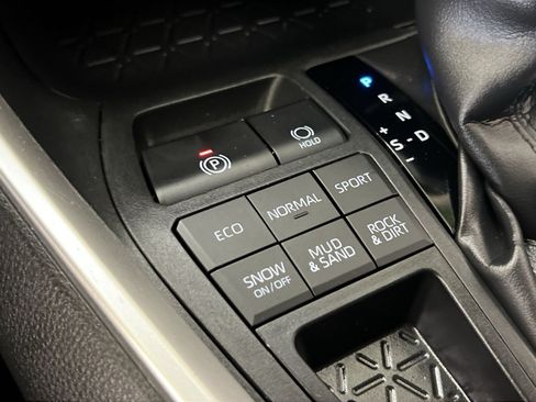 Used 2023 Toyota RAV4 XLE w/ Convenience Package AWD/4WD image 30