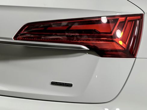 Used 2022 Audi Q5 2.0T Premium Plus w/ Premium Plus Package image 26