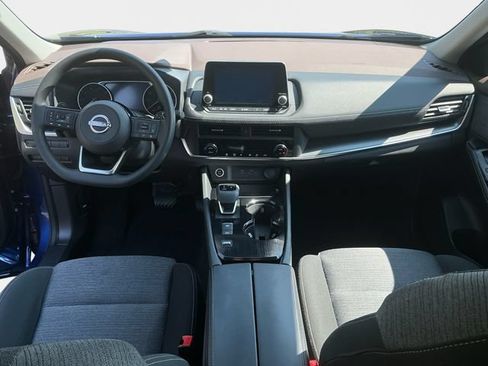 Used 2023 Nissan Rogue SV FWD image 12