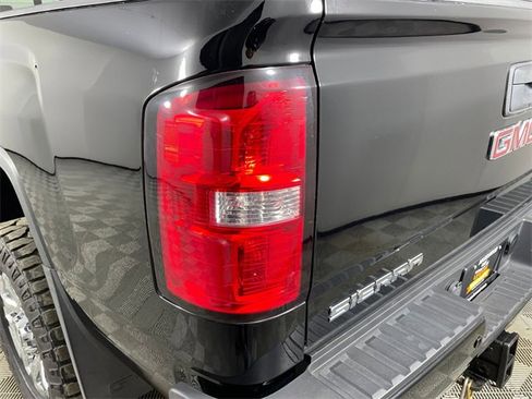 Certified 2019 GMC Sierra 3500 Denali image 19