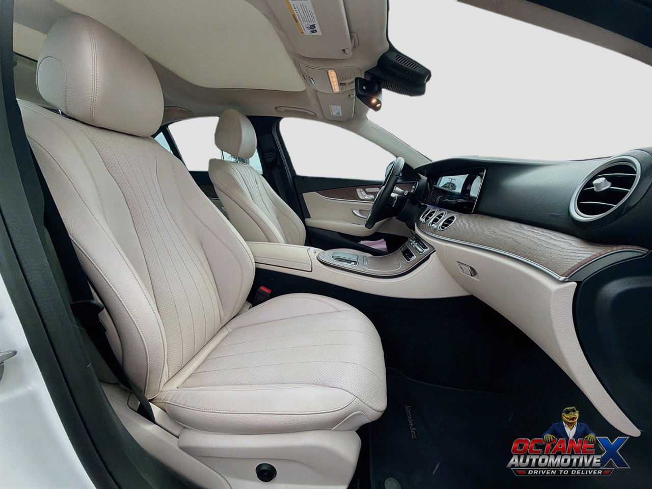 Used 2022 Mercedes-Benz E 350 Sedan image 28