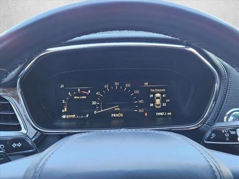 Used 2020 Lincoln Continental Reserve w/ Luxury Package image 17