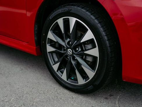 Used 2018 Nissan Sentra SR image 6