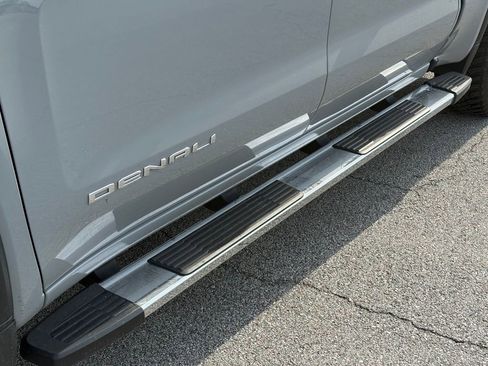 Used 2025 GMC Sierra 1500 Denali image 16
