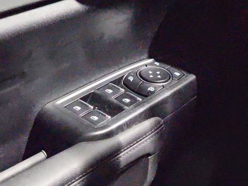 Used 2025 Ford Ranger XLT w/ Technology Package image 21