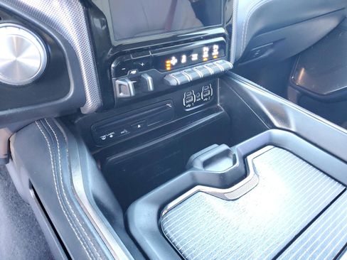 Used 2019 RAM 1500 Limited image 17