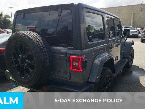 Used 2023 Jeep Wrangler Unlimited Sahara w/ Cold Weather Group AWD/4WD image 3