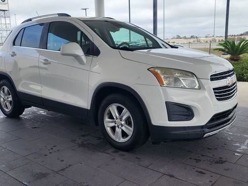 Used 2016 Chevrolet Trax LT image 4