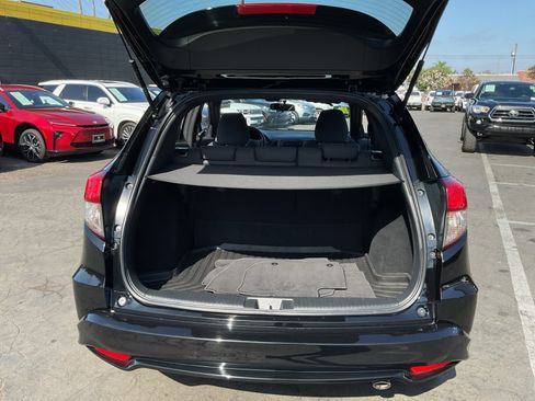 Used 2021 Honda HR-V Sport image 27
