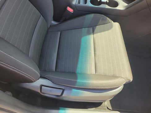 Used 2018 Kia Sportage LX FWD image 18