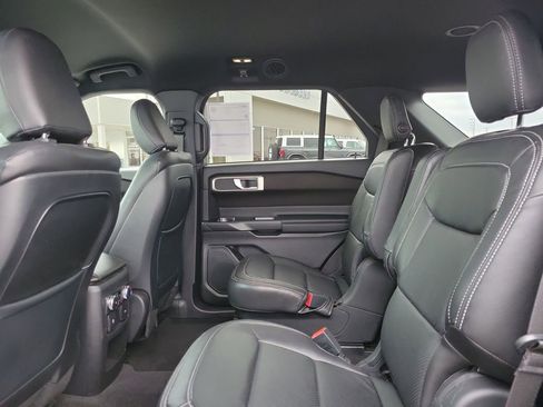 Certified 2020 Ford Explorer XLT w/ Comfort Package image 13