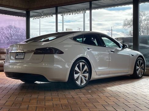 Used 2020 Tesla Model S Long Range Plus image 10