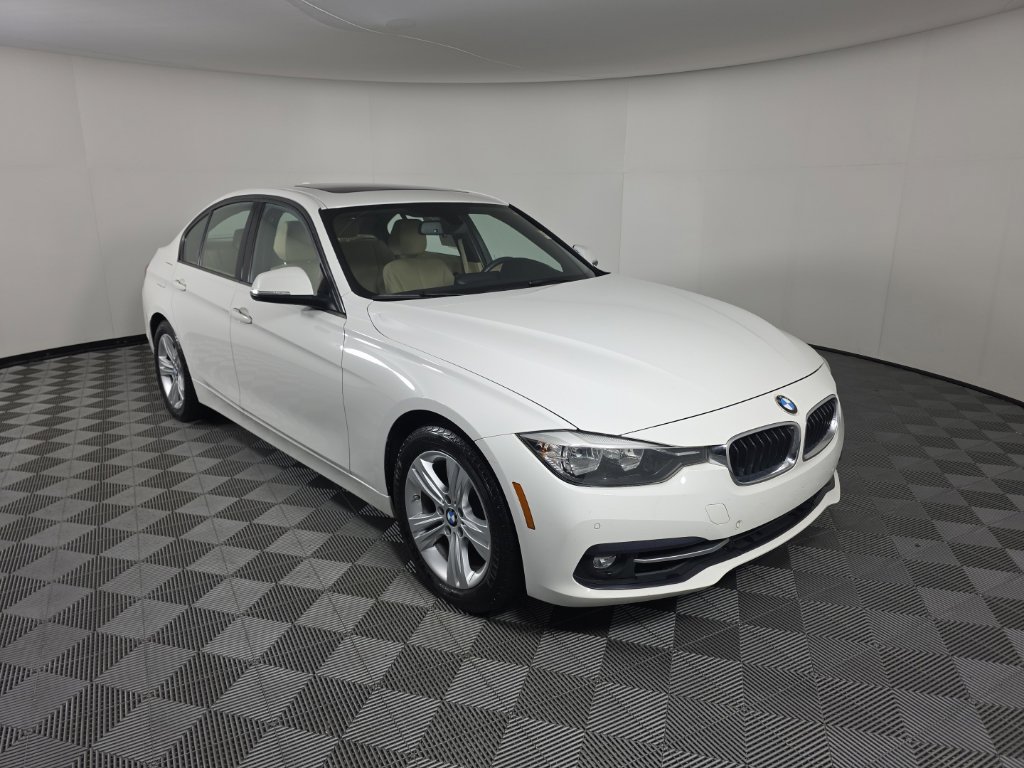 Used 2016 BMW 328i xDrive Sedan AWD/4WD image 7