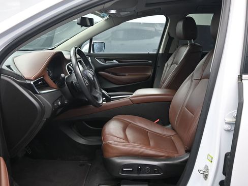 Used 2021 Buick Enclave Avenir w/ Avenir Technology Package image 25